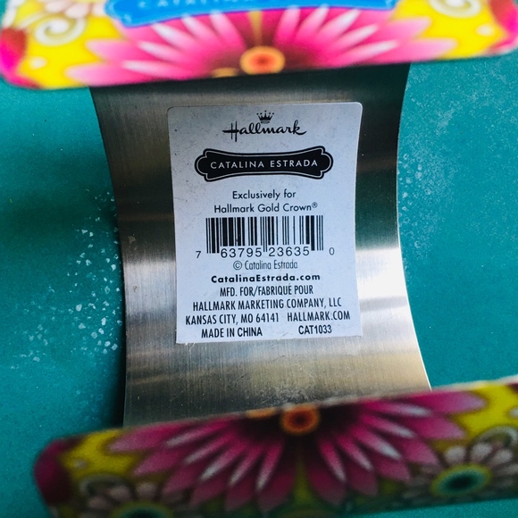 Catalina Estrada Bangle Bracelet for Hallmark - Picture 7 of 8